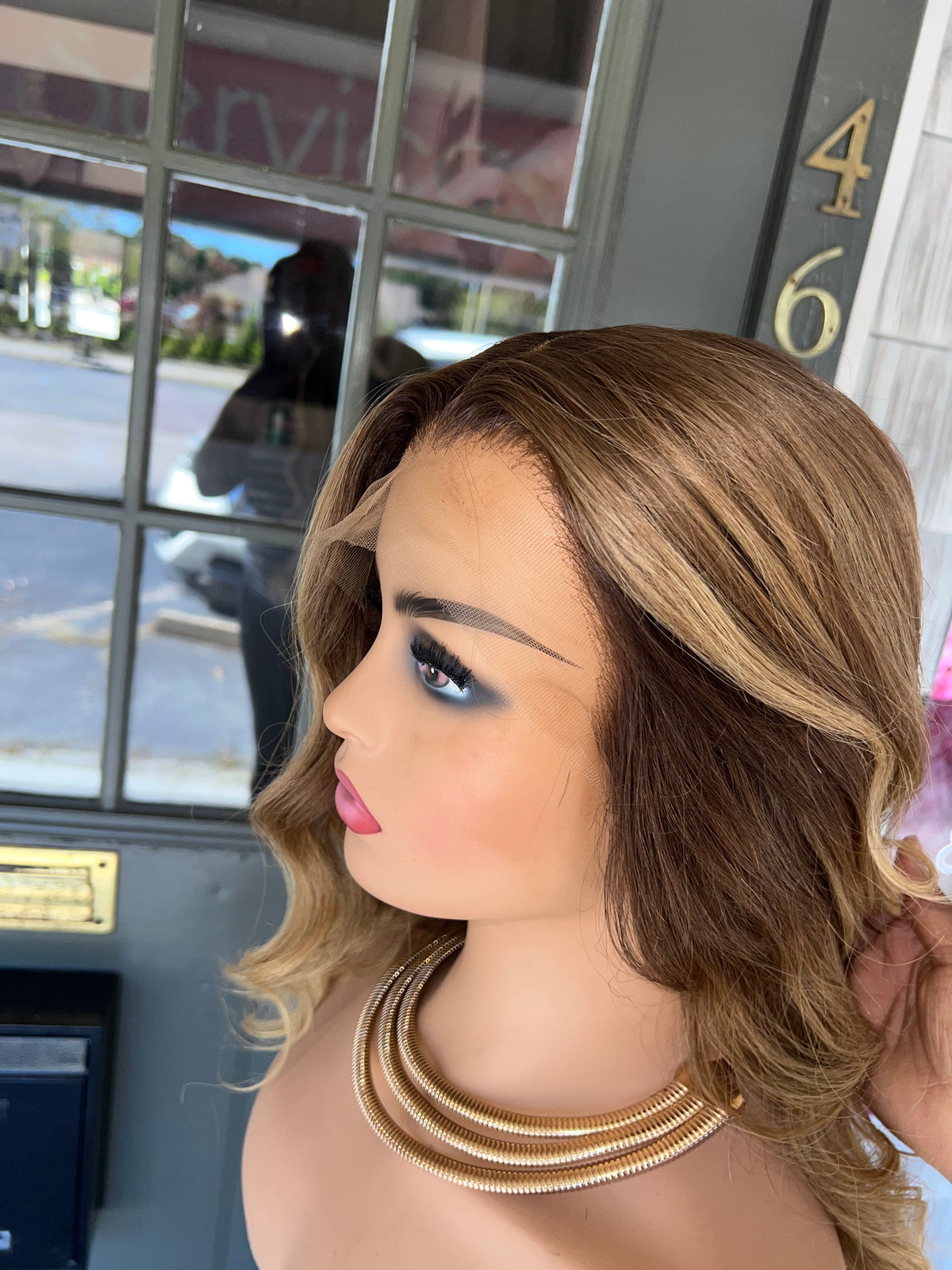 Chloe 